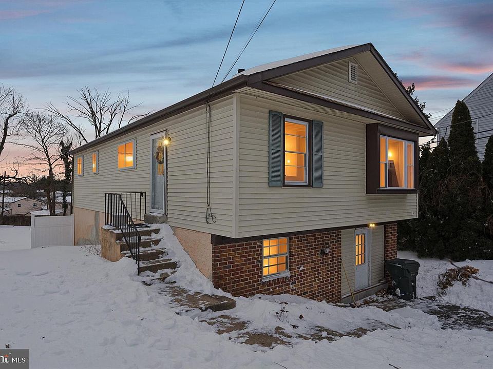 1st image of 1551 Fitzwatertown Rd