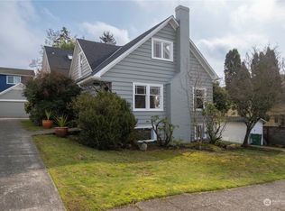 3828 Corliss Ave N, Seattle, WA 98103