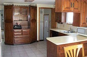 3rd image of 215 Lou Ann Dr