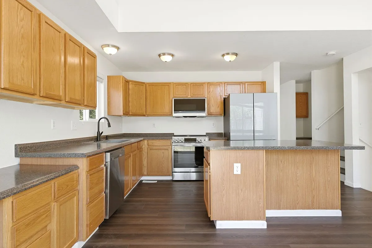 Building Photo - 5155 Golden Eagle Pkwy