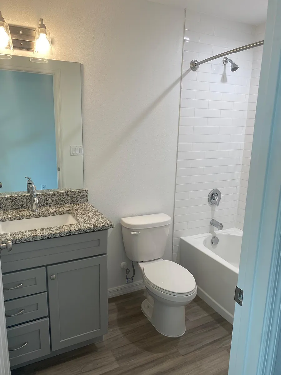 Building Photo - 8401 41st Avenue Cir W #8401