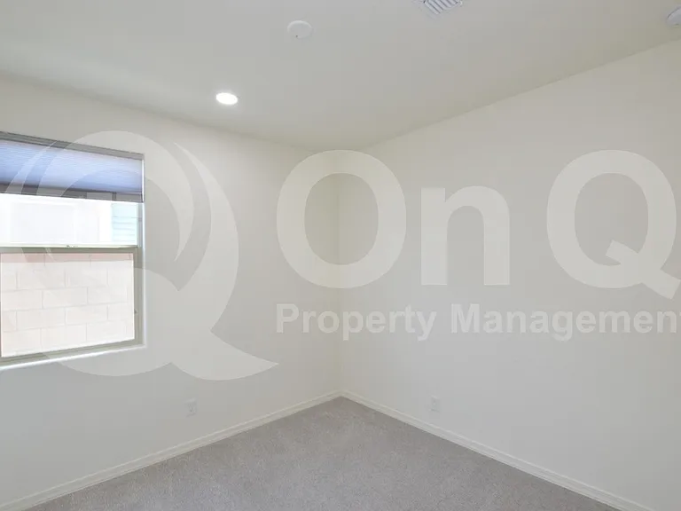 9114 S 167th Dr — Photo 13