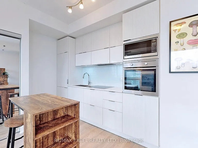 318 Richmond St W #2505 — Photo 11