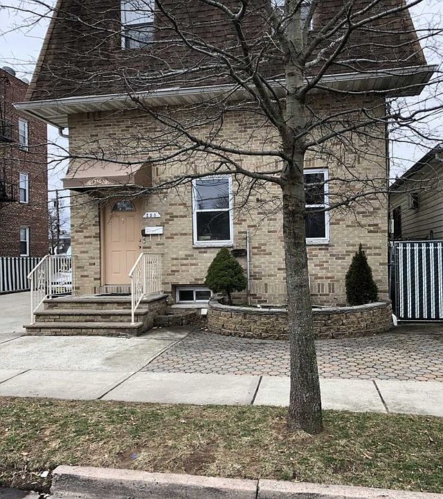 1st image of 250 Copeland Ave APT 1
