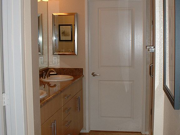 3rd image of 405 W 2nd Ave Unit 1102