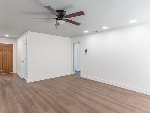 4th image of 1122 Intervale Dr