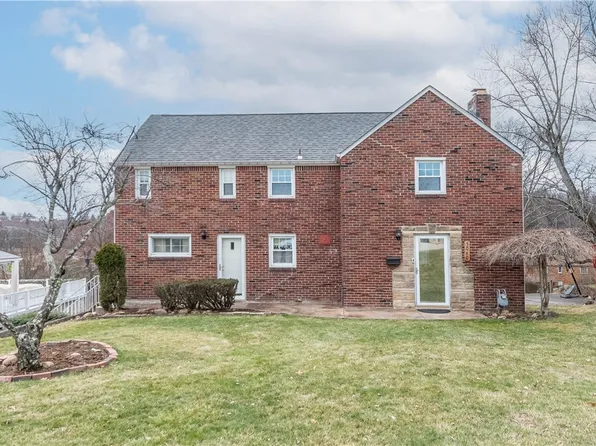 5060 Daube Dr, Pittsburgh, PA 15236