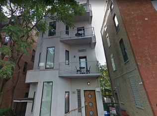 165 W Schiller St #2B, Chicago, IL 60610