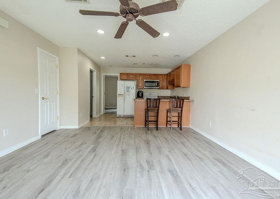 8435 Chisholm Rd APT 15, Pensacola, FL 32514 | MLS #676119 | Zillow