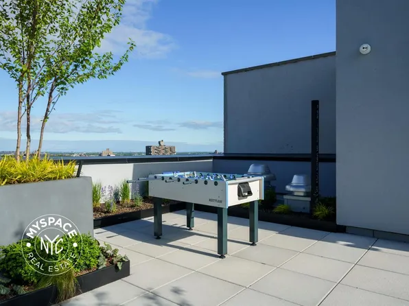 1499 Bedford Avenue image 39 of 46