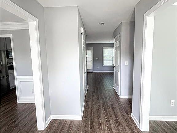 4th image of 1020 Cyperts Trl