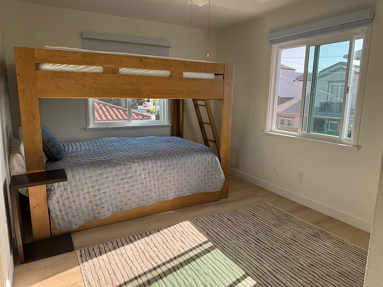 6727 Tyrian St — Photo 12