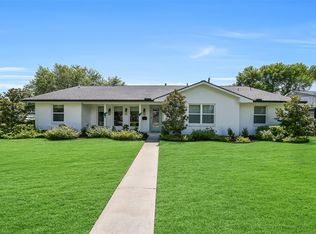 2503 Stoney Brook Dr, Houston, TX 77063
