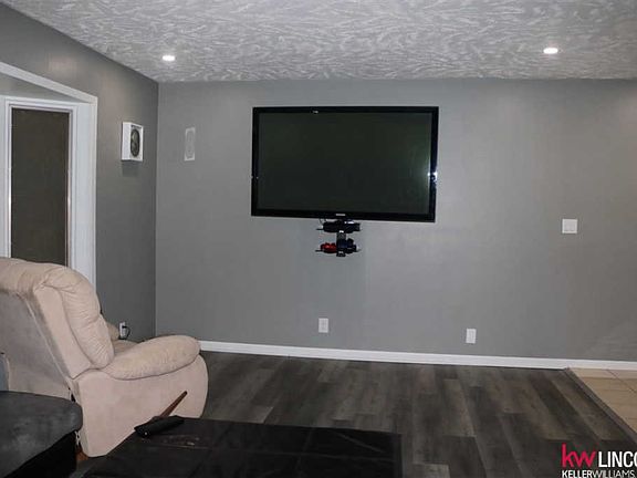 3rd image of 4749 Southwood Dr