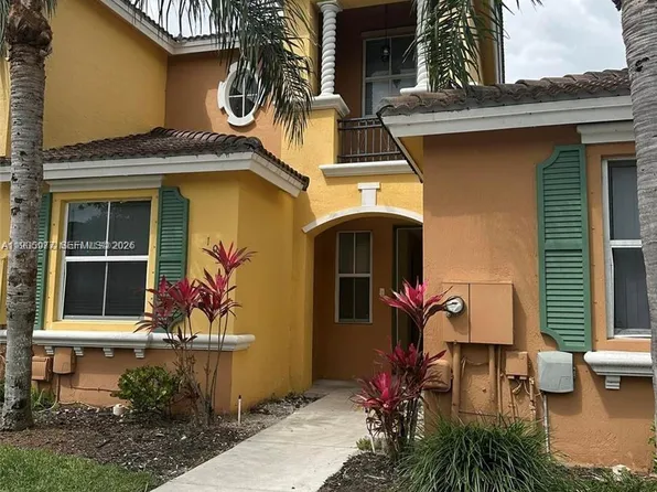 1040 NE 42nd Pl, Homestead, FL 33033