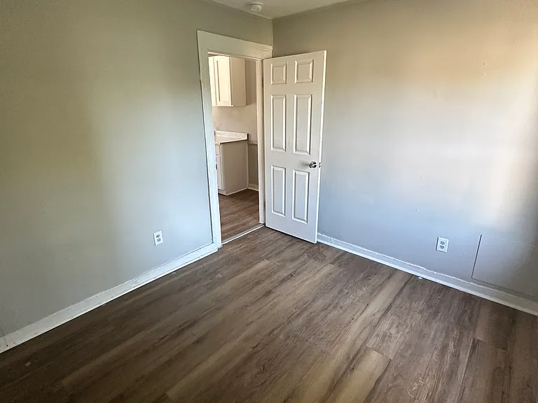 354 Blatchley Ave #2A — Photo 8