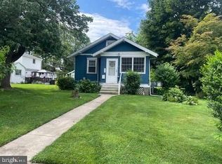 416 Pinecrest Rd, Springfield, PA 19064