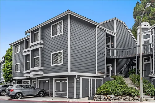 8211 Mainsail Dr #202 Photo 1