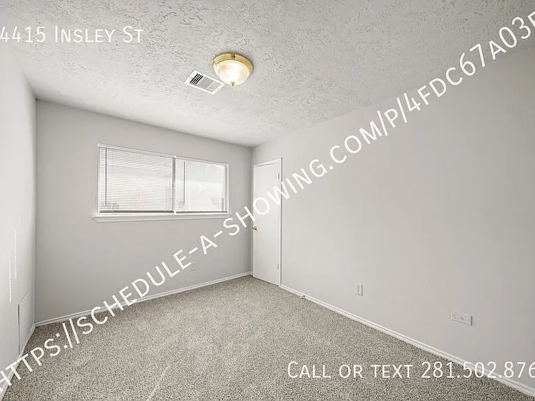 14415 Insley St — Photo 8