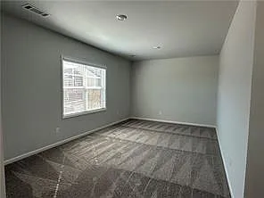 4 bed, 3.0 bath, 2537 sqft, $2,500 — Photo 2
