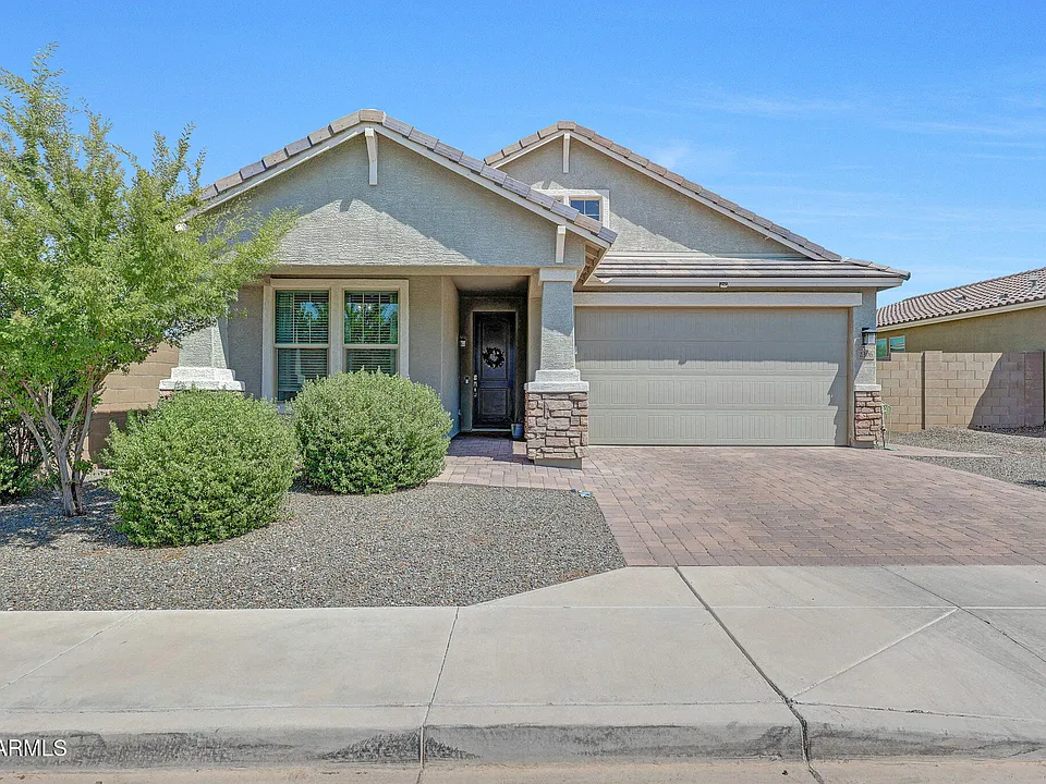 2306 E Branham Ln