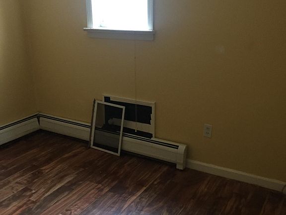 5th image of 54 Wales Ave #1