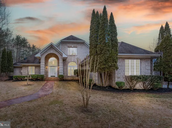 12546 Surry Ln, Bealeton, VA 22712