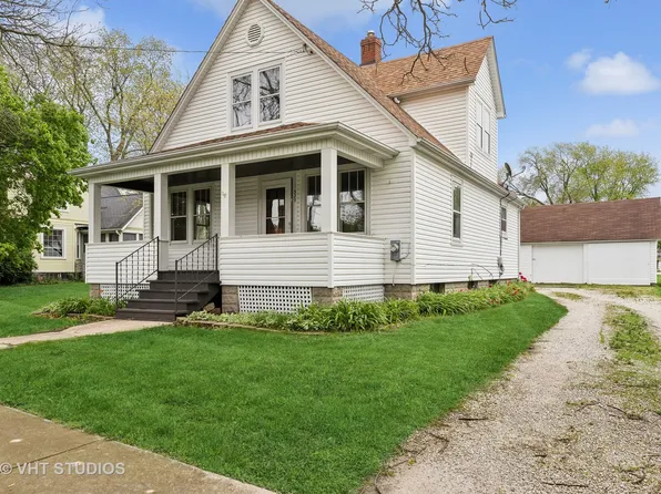 529 Catalpa St, Beecher, IL 60401