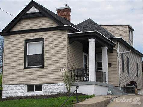 <MARQUEE BGCOLOR=ORANGE><font color=blue><font size=4><font=bold>NOTHING TO DO BUT MOVE RIGHT IN/TOTAL REHAB IN 2006!</font color></MARQUEE>    LOW MAINTENANCE EXTERIOR!