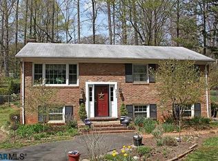 211 Old Lynchburg Rd, Charlottesville, VA 22903