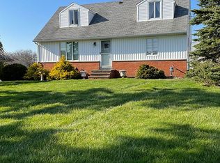 15770 Whitney Rd, Strongsville, OH 44136