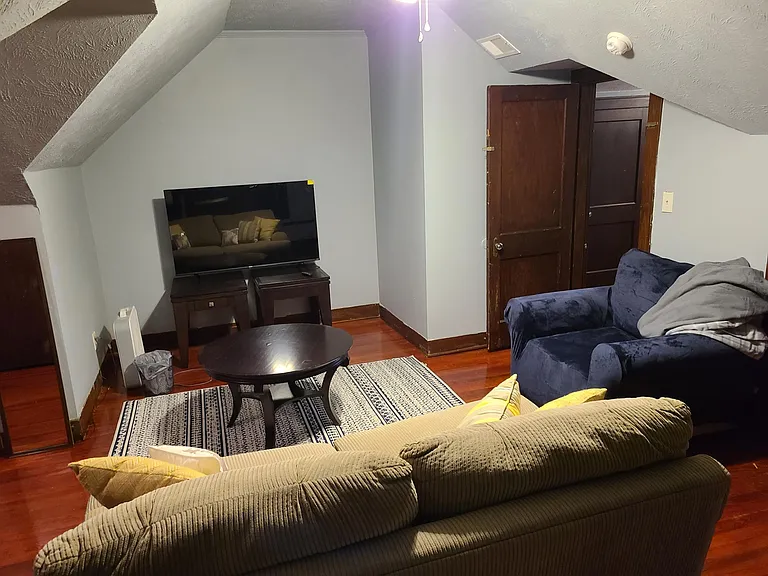 314 Westwood Ave #B — Photo 8