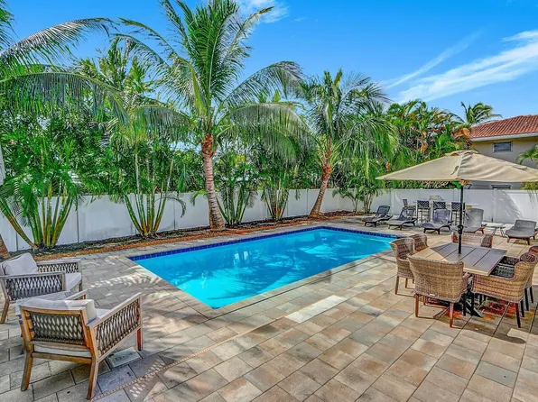 2740 NE 30th Place, Fort Lauderdale, FL 33306