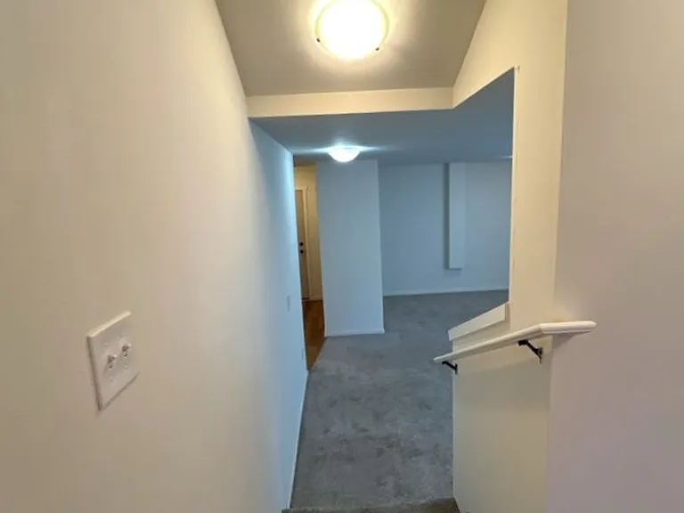 Kendal Court Apartments, 2 Bedroom, 1 Bathroom Apartments for Rent! — Photo 53