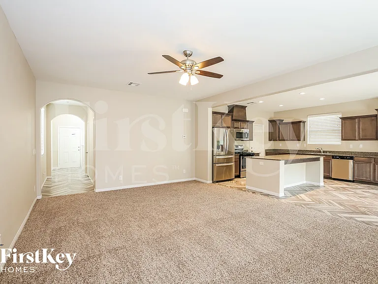 317 Casmailia Ave — Photo 4