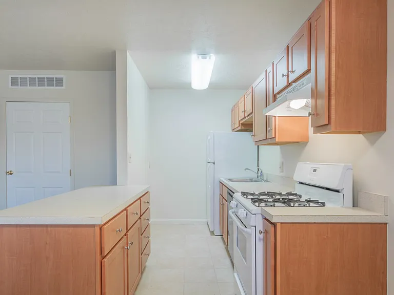 2607 Chamberlain Rd — Photo 13