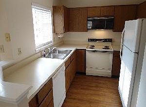 4th image of 1773 Park North Bnd