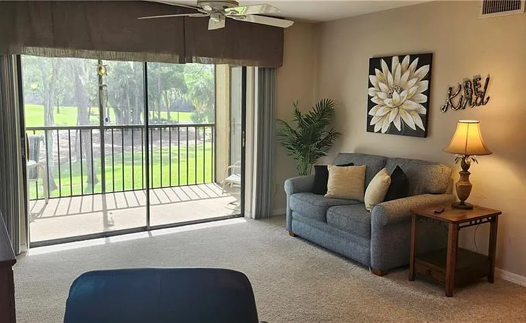 221 Fox Glen Dr #2207 — Photo 7