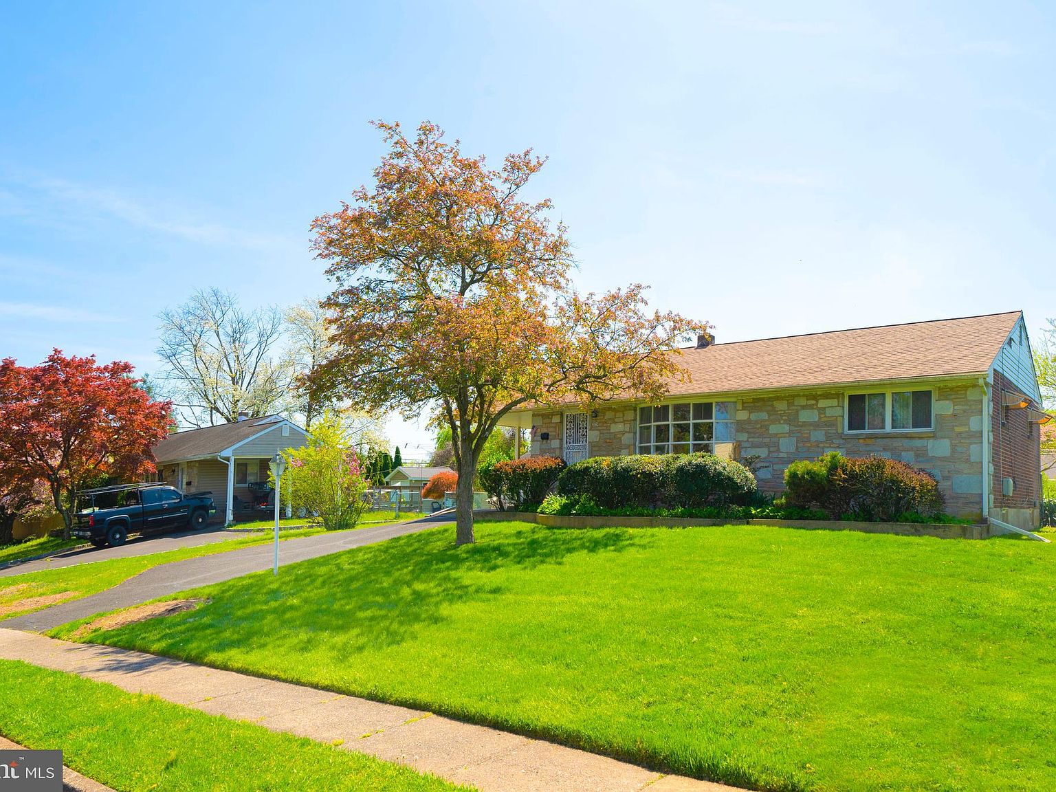 209 Diane Ave, Hatboro, PA 19040 Zillow