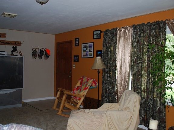 5th image of 4037 Highway H