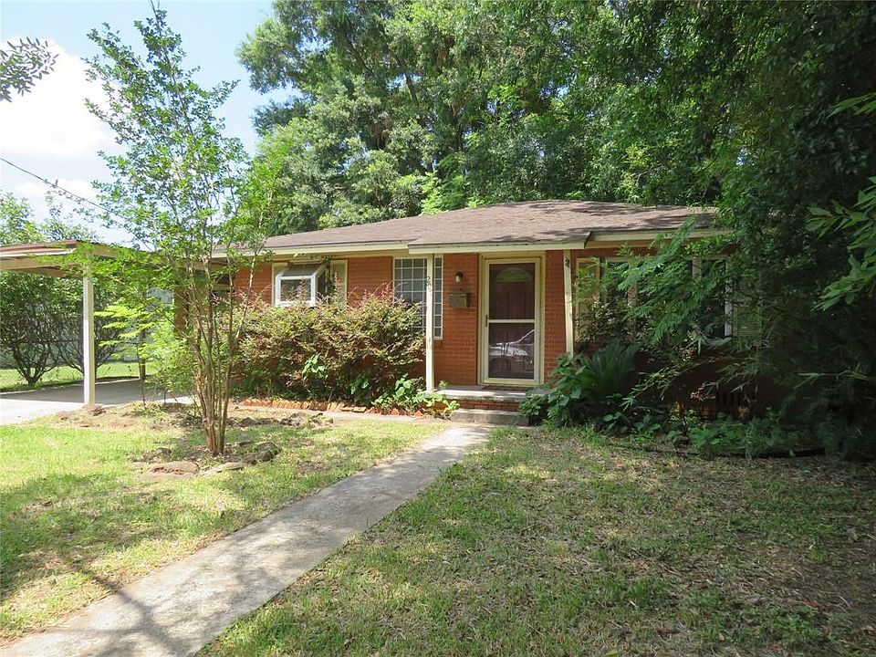 1st image of 207 S Winfree St
