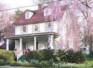 222 Linden St, Moorestown, NJ 08057