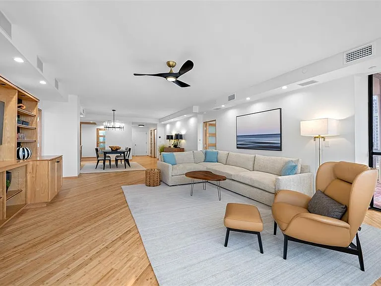1 Beach Dr SE #2211 — Photo 14