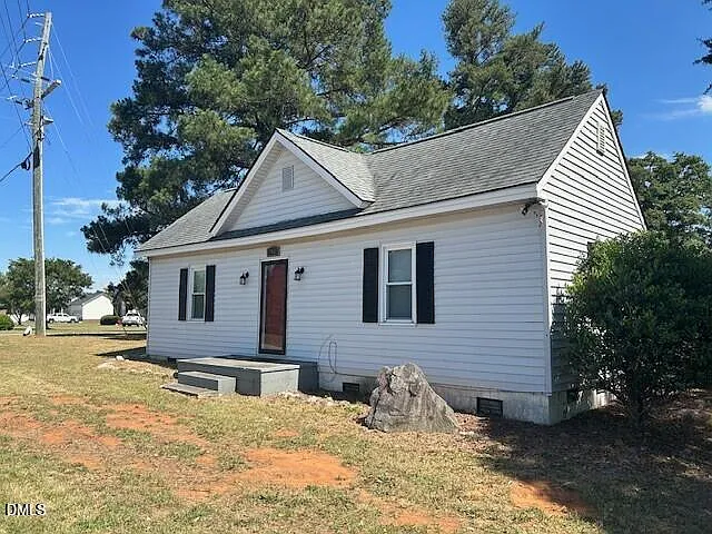 2 bed, 1.5 bath, 1364 sqft, $1,320 — Photo 1