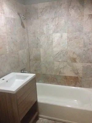 Rented by Realty 2000 Associates Ltd | media 22