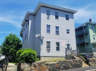 63 Dorchester St, Worcester, MA 01604