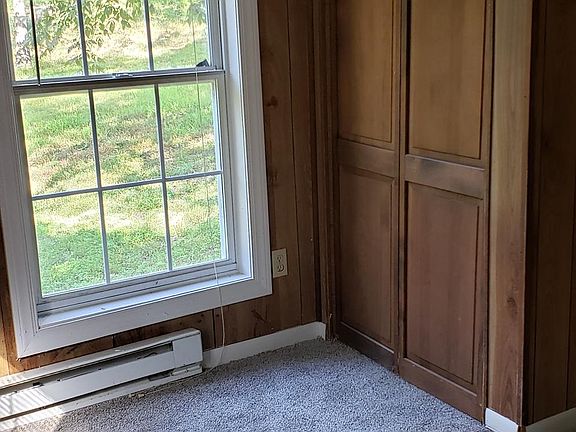 Smaller bedroom