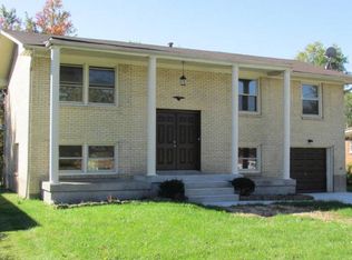 3602 Pinecroft Dr, Louisville, KY 40219