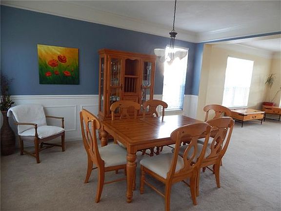 4th image of 2100 Ballycastle Dr