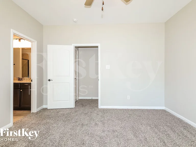 8981 Oval Glass St — Photo 8